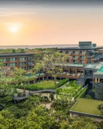 Luxury - JW Marriott - Buy 1 Get 1 Free
